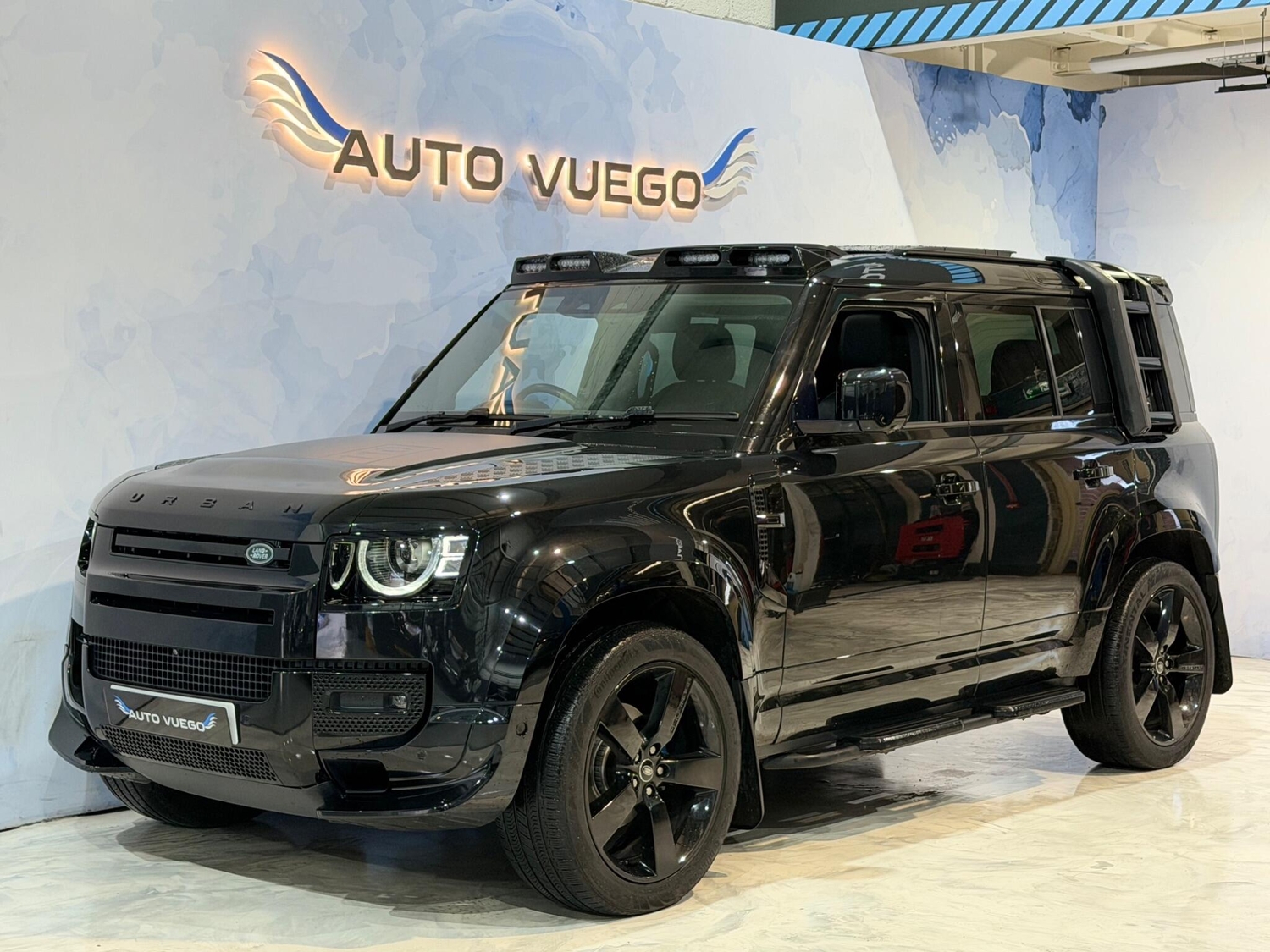 Land Rover Defender 110 2020 - Cars in Uxbridge
