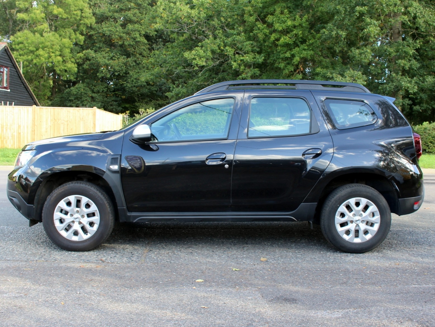[ berth ]Dacia Duster