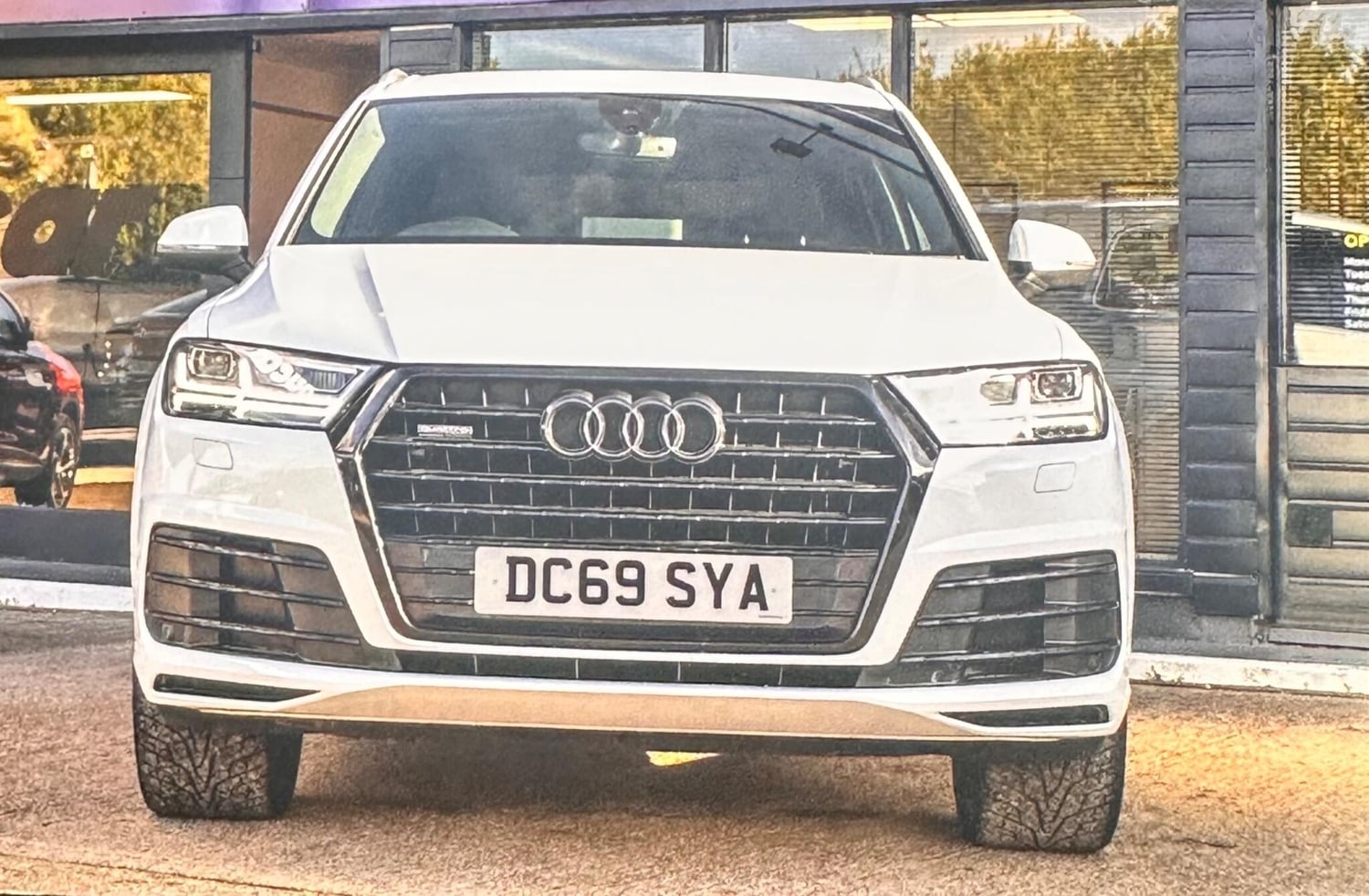 [ berth ]Audi Q7