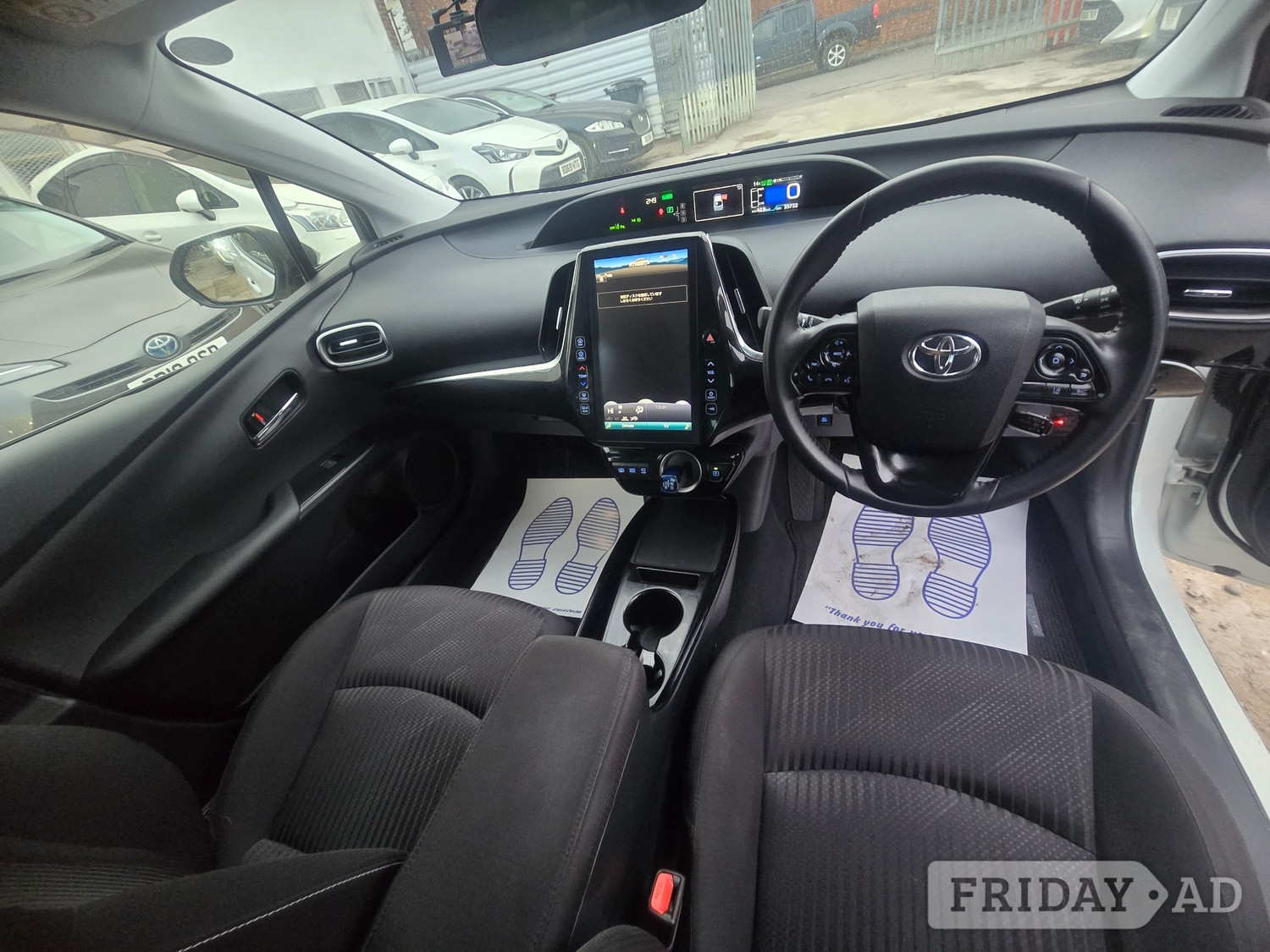 [ berth ]Toyota Prius