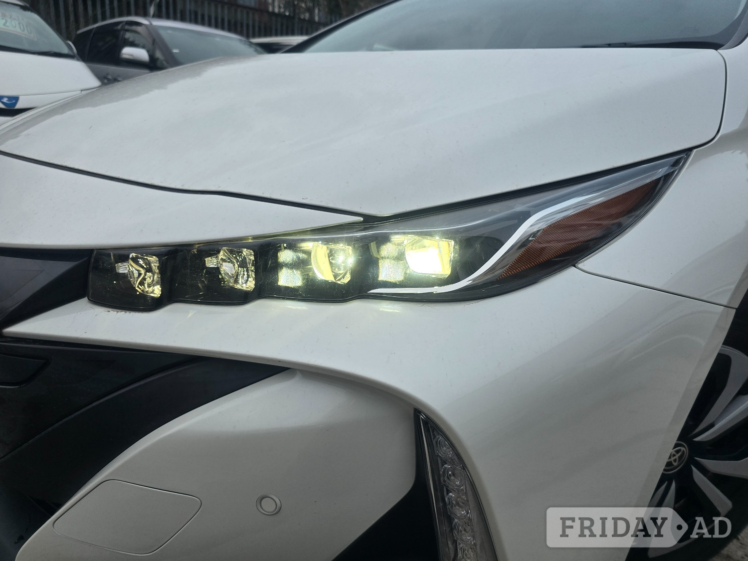 Toyota Prius 2019 - Cars