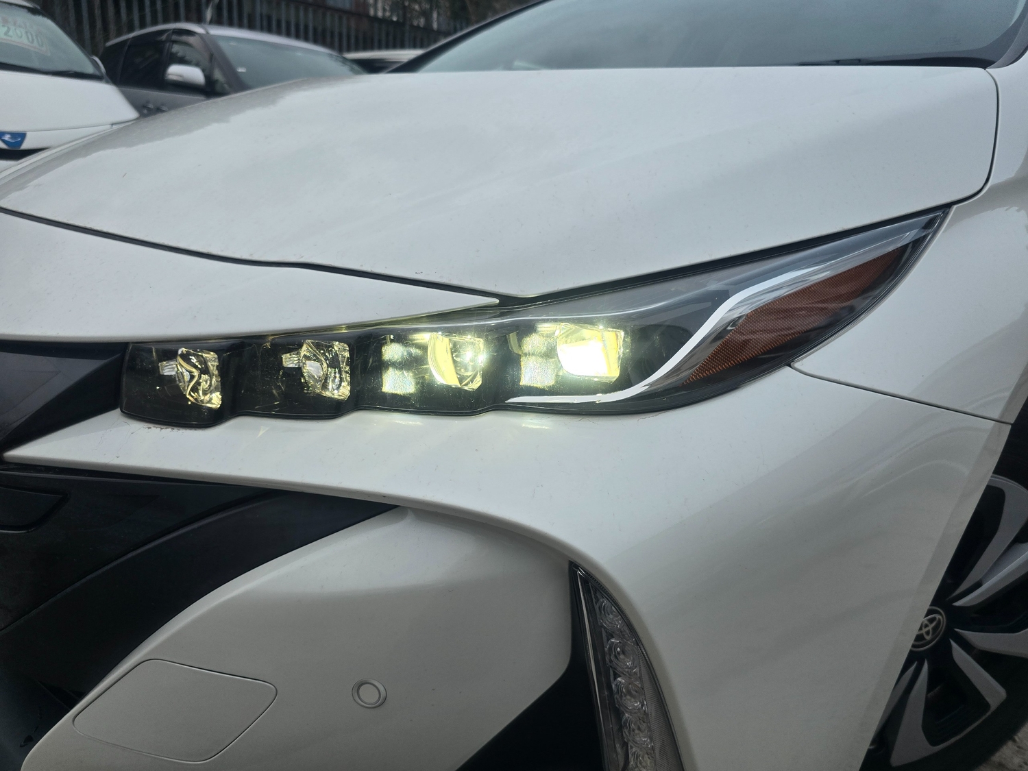Toyota Prius 2019 - Cars