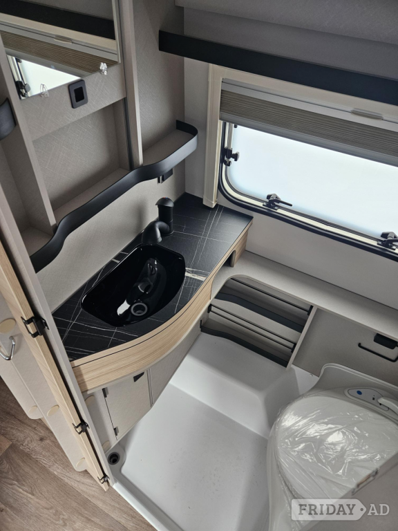 Eriba Touring 530 Highbridge