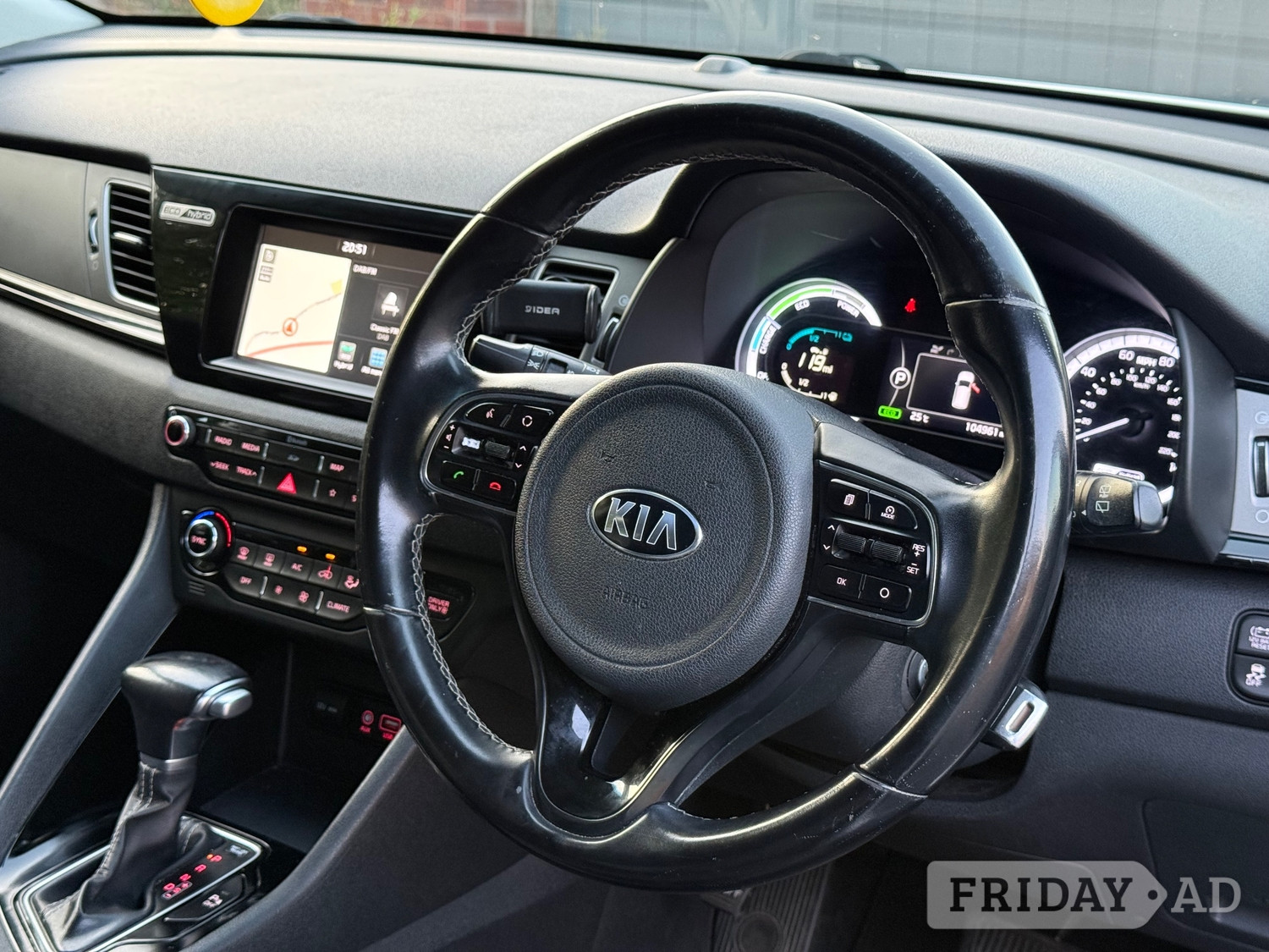 [ berth ]Kia Niro