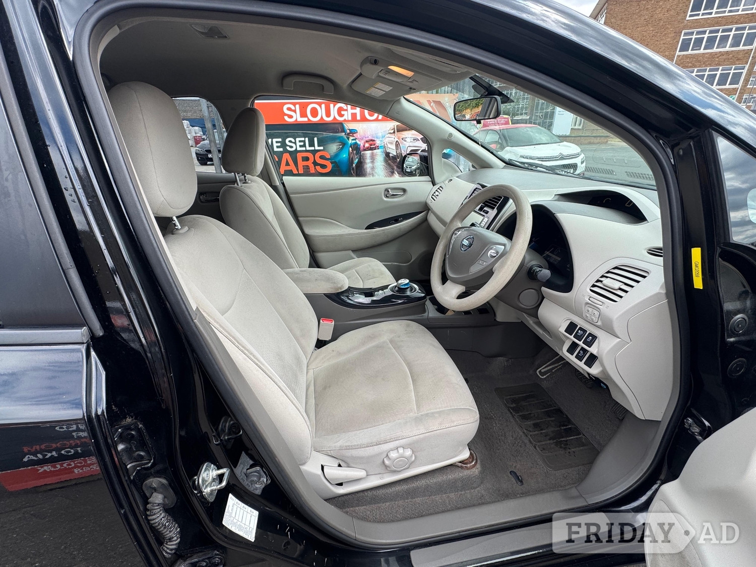 Nissan LEAF 2013 - Cars