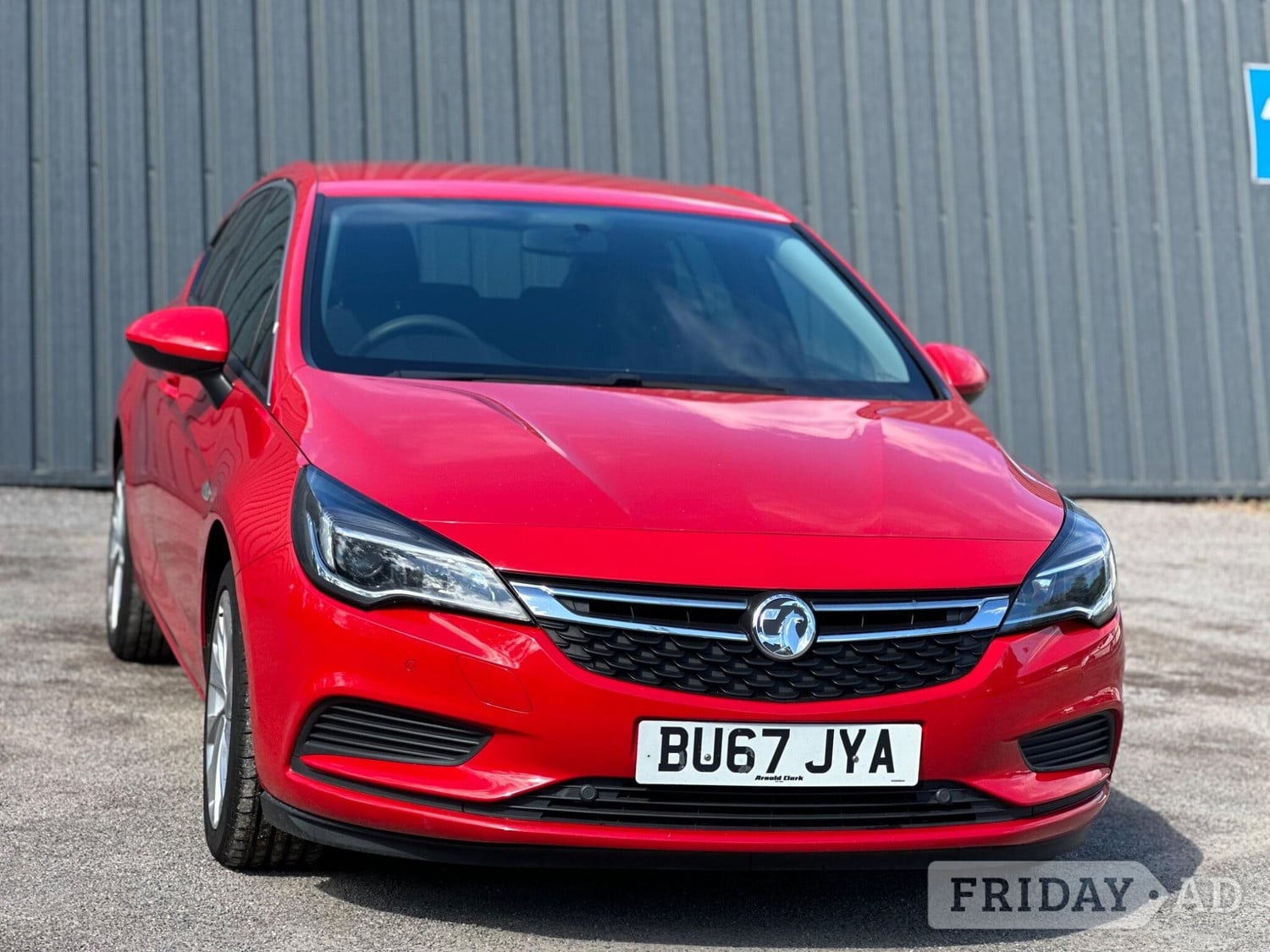 Vauxhall Astra 2017 in Farnham