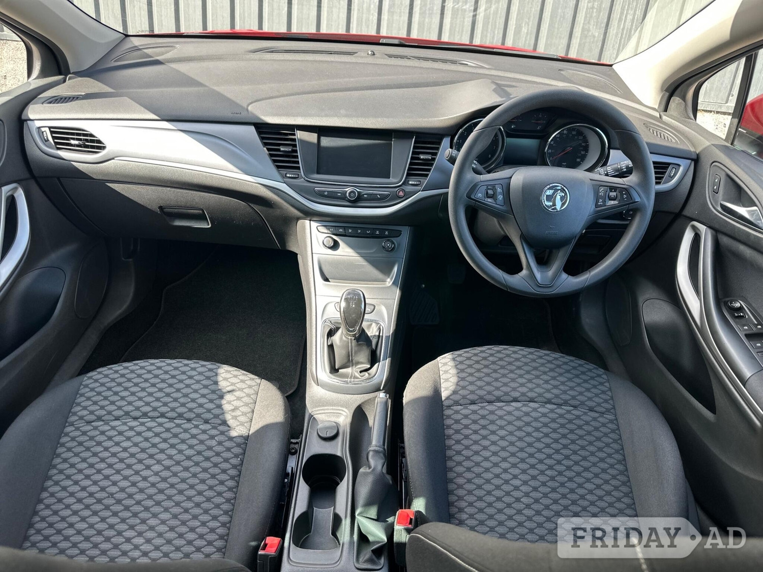 [ berth ]Vauxhall Astra