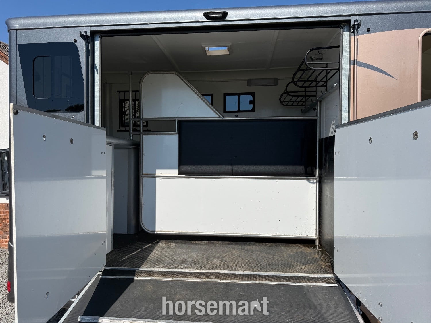 Equi-Trek Star-Treka Elite  Horse Trailer - Trailers & Horseboxes