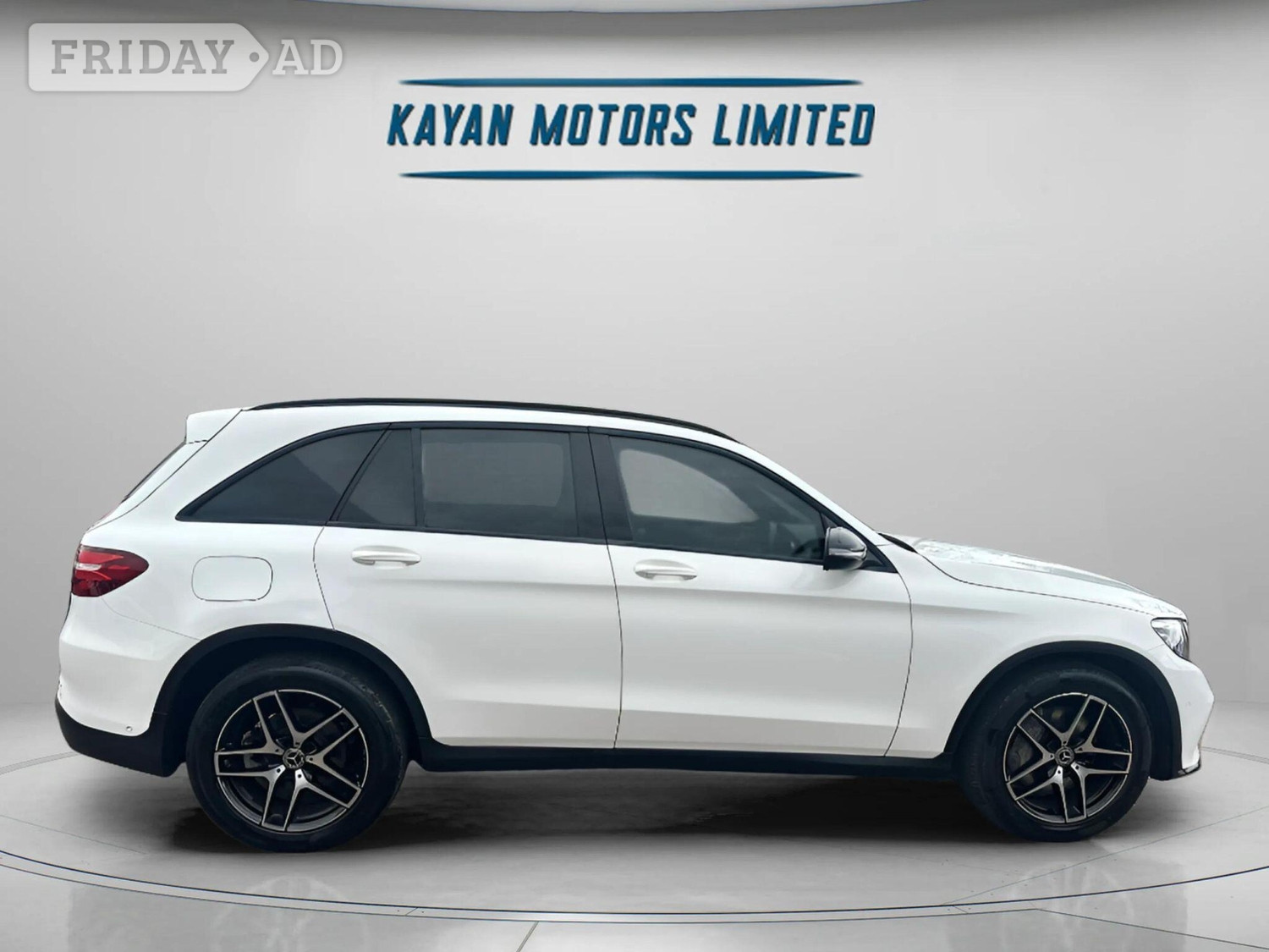 Mercedes-Benz GLC 2019 - Cars in Kensington