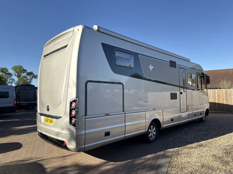 [4 berth ]Niesmann & Bischoff Flair 920 LF
