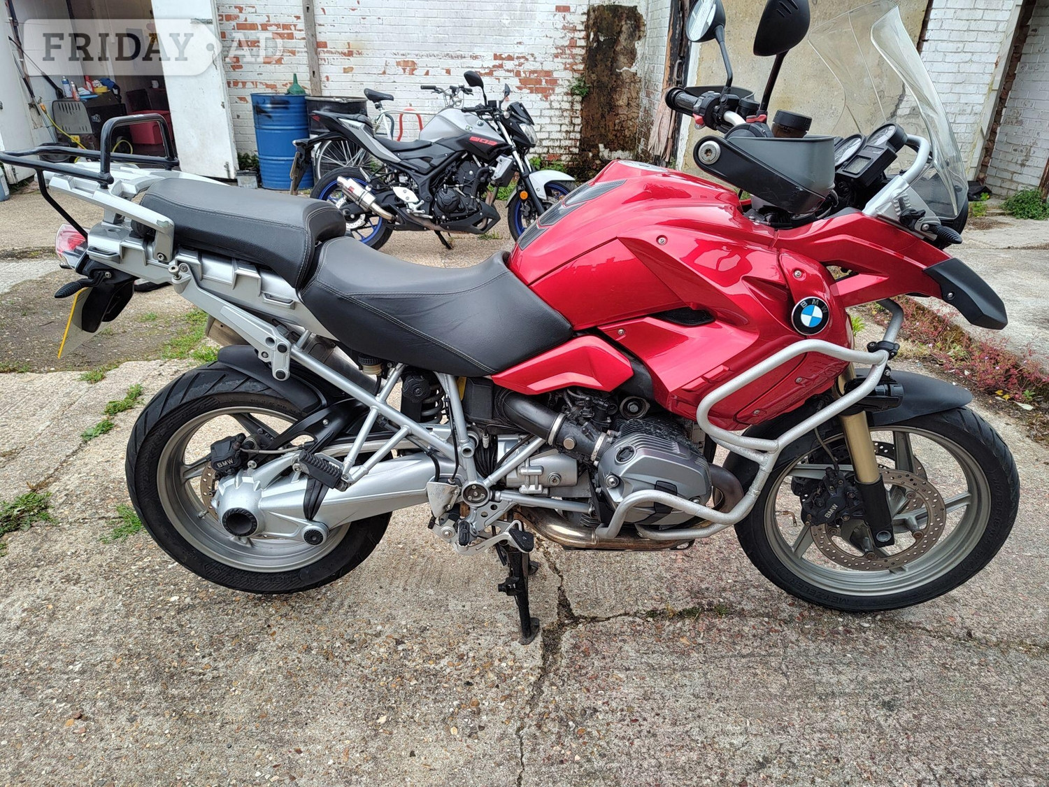 BMW R1200 2011 in Farnborough