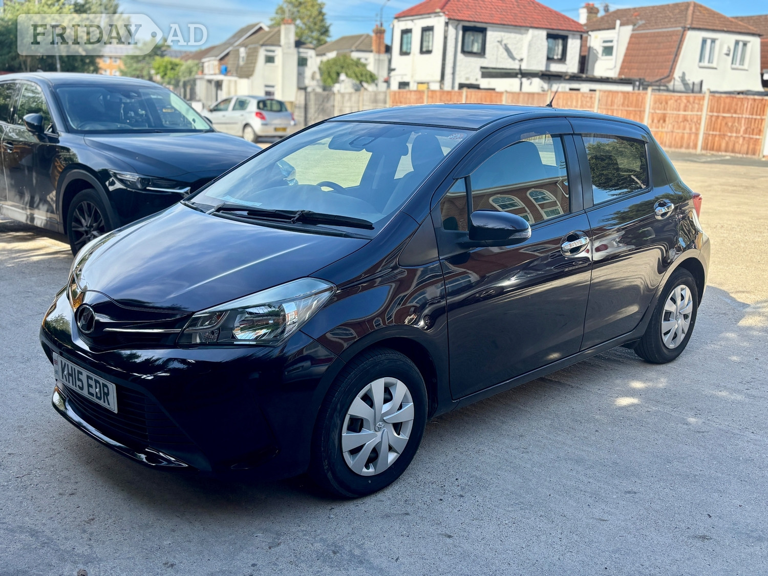 Toyota Yaris 2015 - Cars in Slough