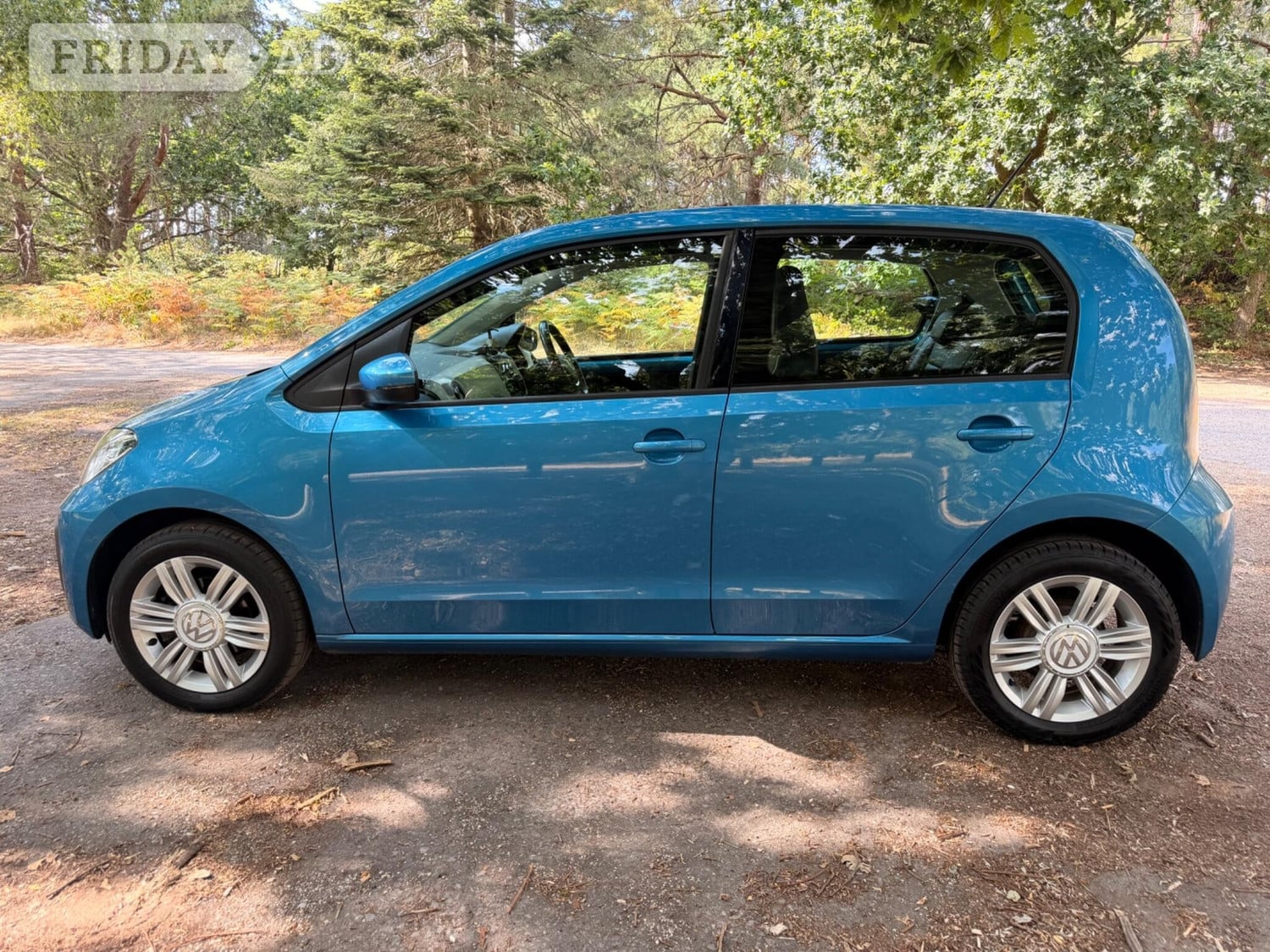 Volkswagen UP! 2017 - Cars