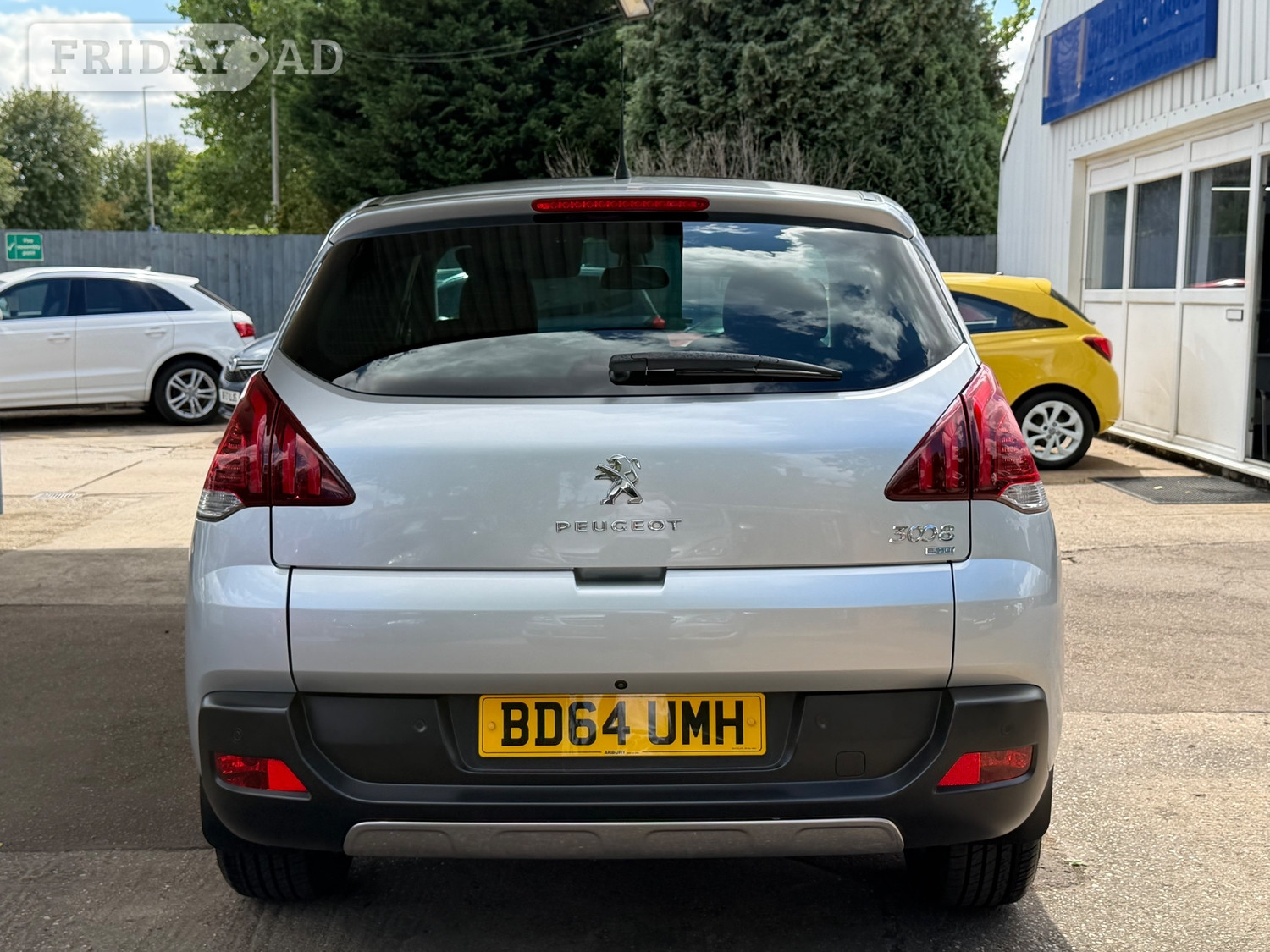 Peugeot 3008 2015 - Cars in Leicester