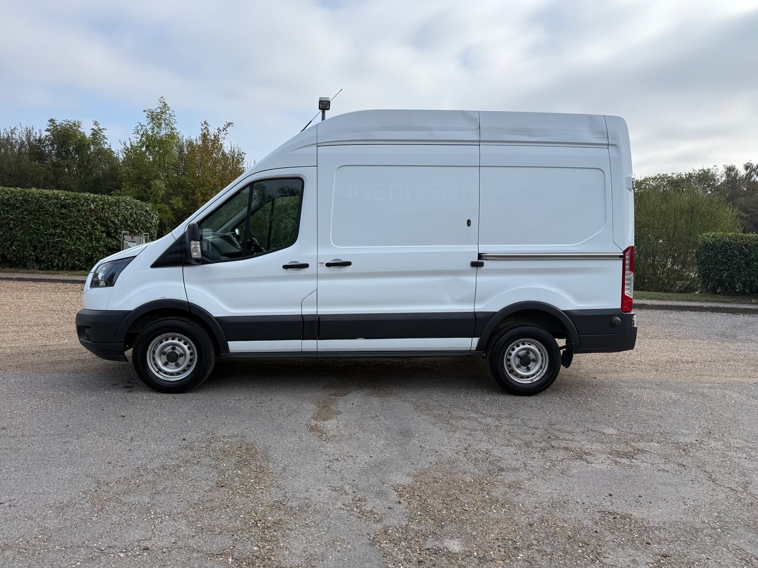 [ berth ]Ford Transit