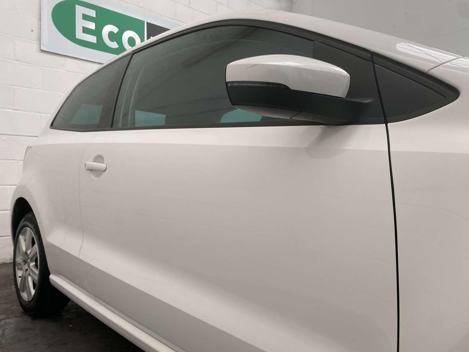 Volkswagen Polo 2013 - Cars in Uxbridge