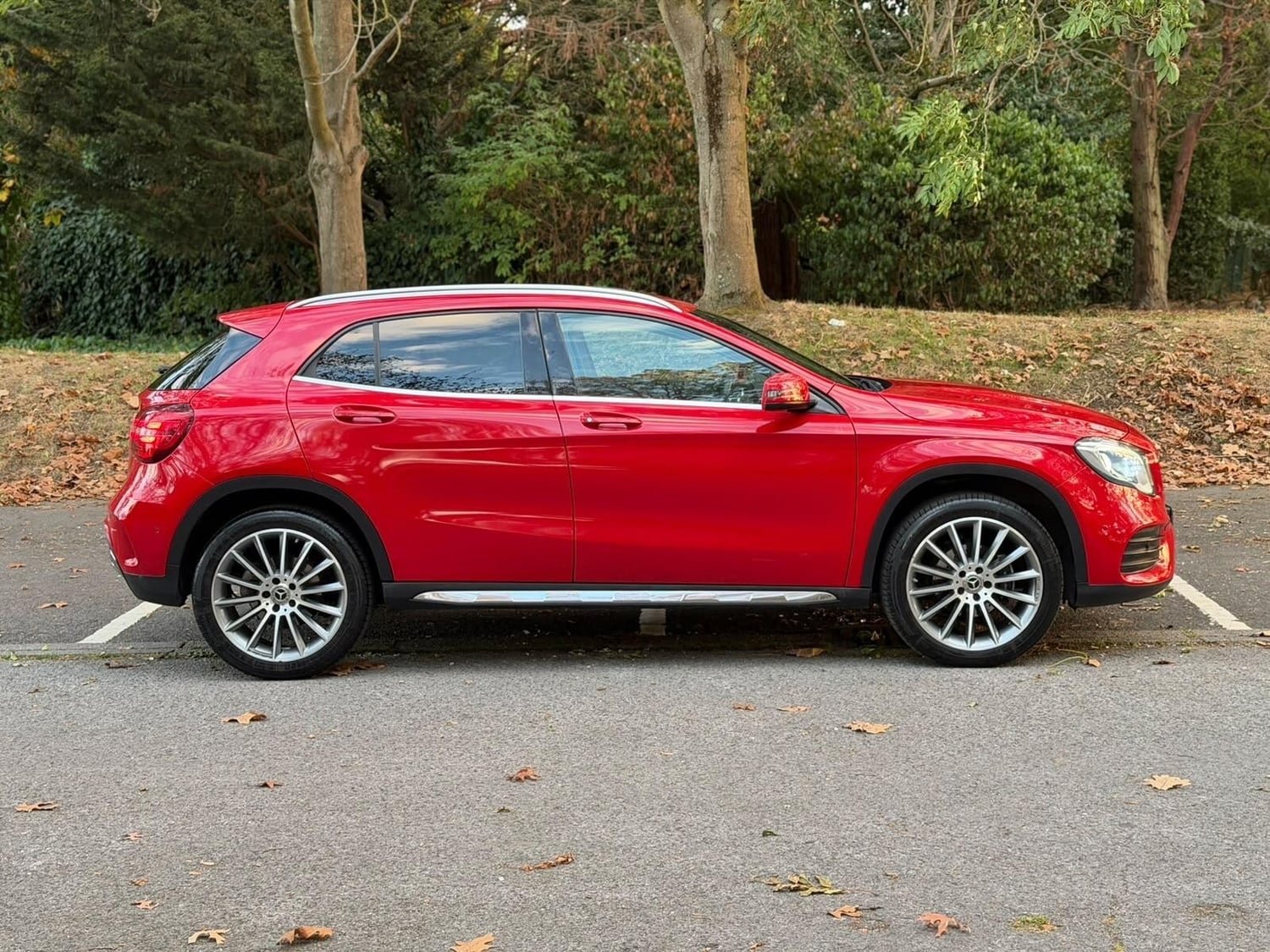 [ berth ]Mercedes-Benz GLA