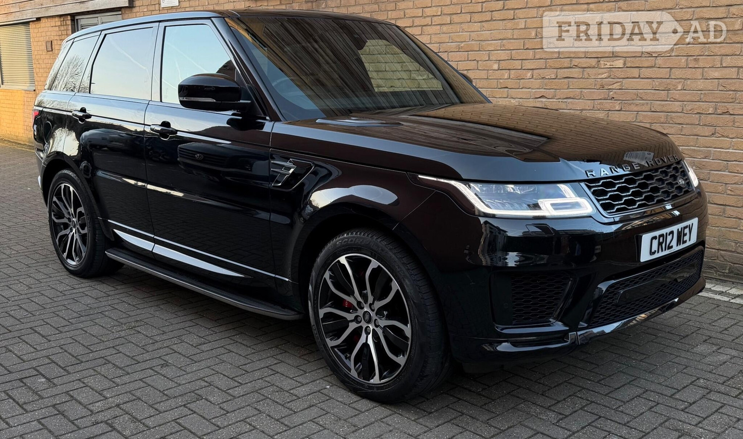 [ berth ]Land Rover Range Rover Sport