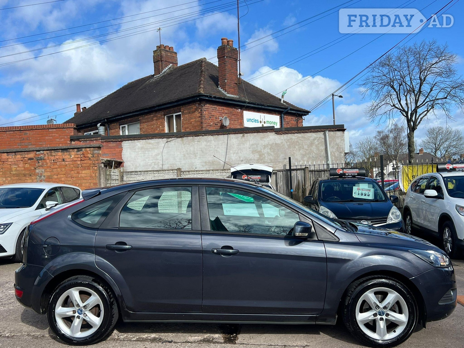 Ford Focus 2010 - Cars