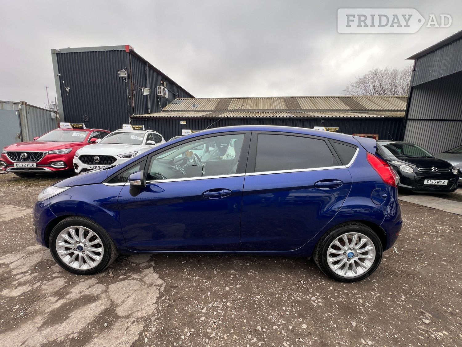 [ berth ]Ford Fiesta