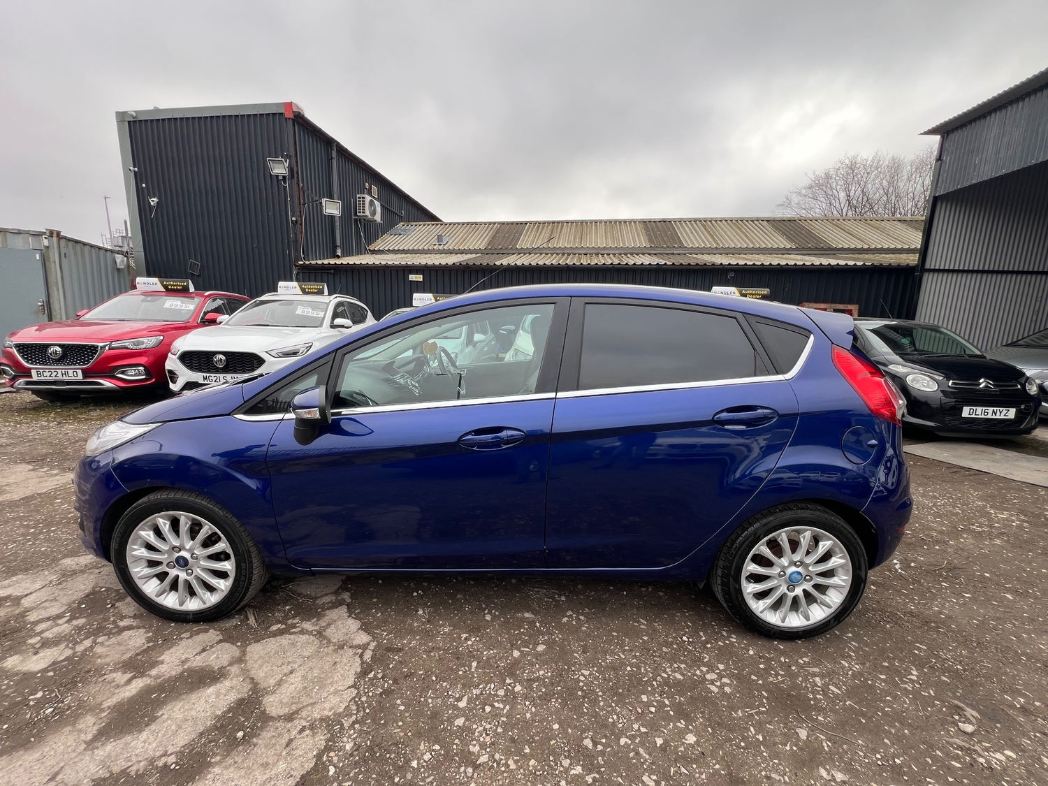 Ford Fiesta 2015 - Cars in Oldbury