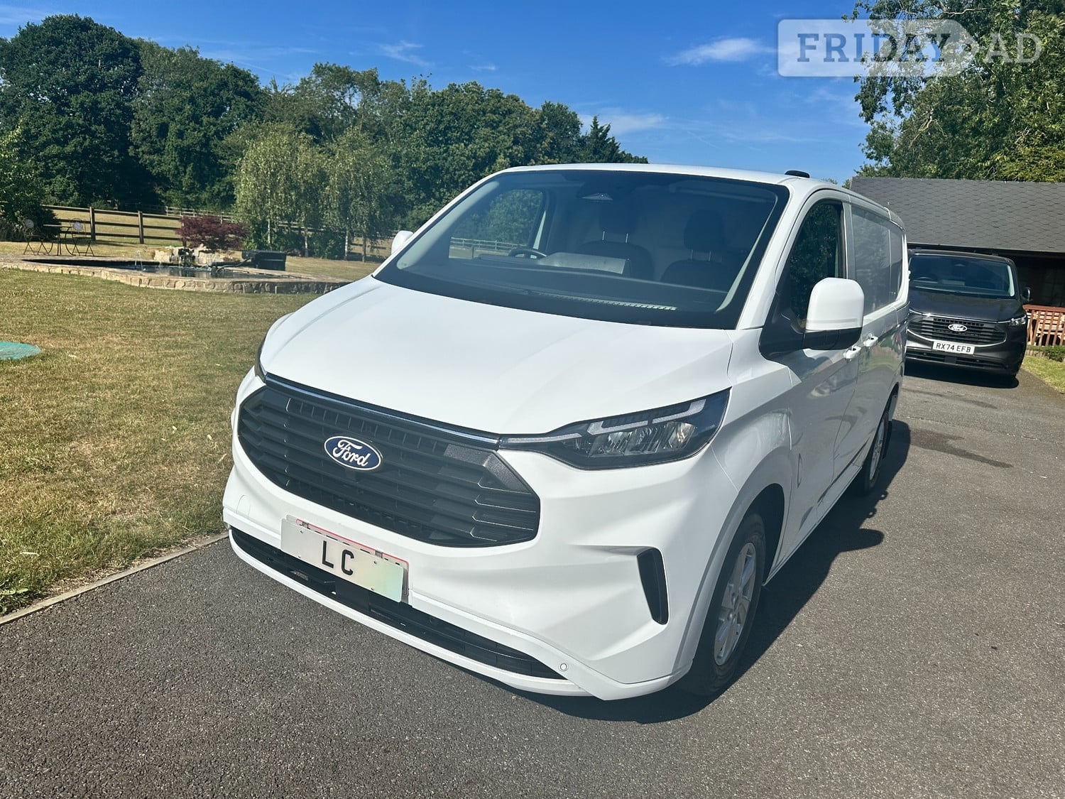 [ berth ]Ford Transit Custom