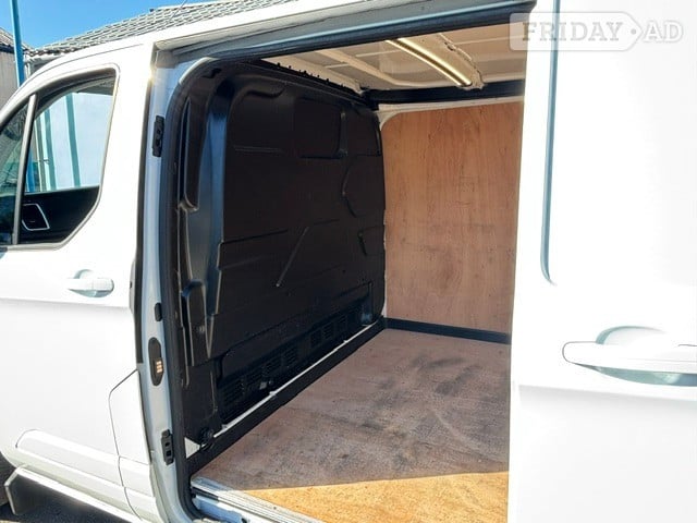 Ford Transit Custom 2023 - Vans & Commercial Vehicles