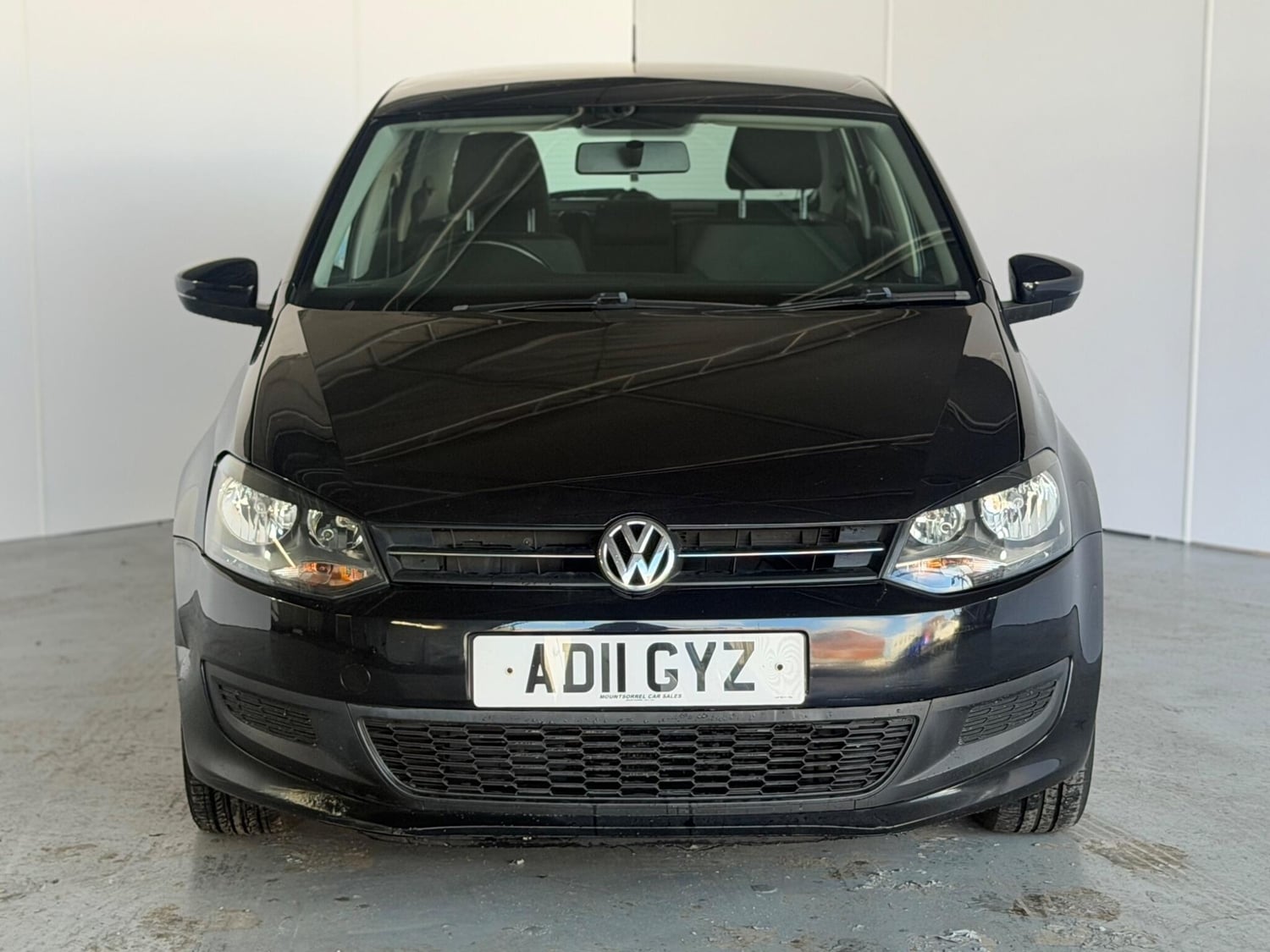 Volkswagen Polo 2011 - Cars