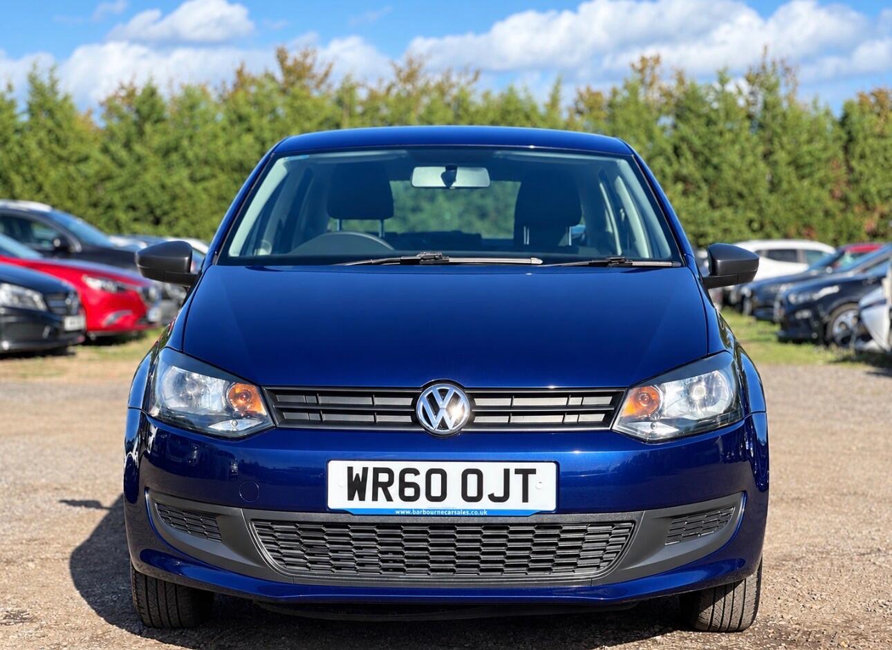 Volkswagen Polo 2010 - Cars