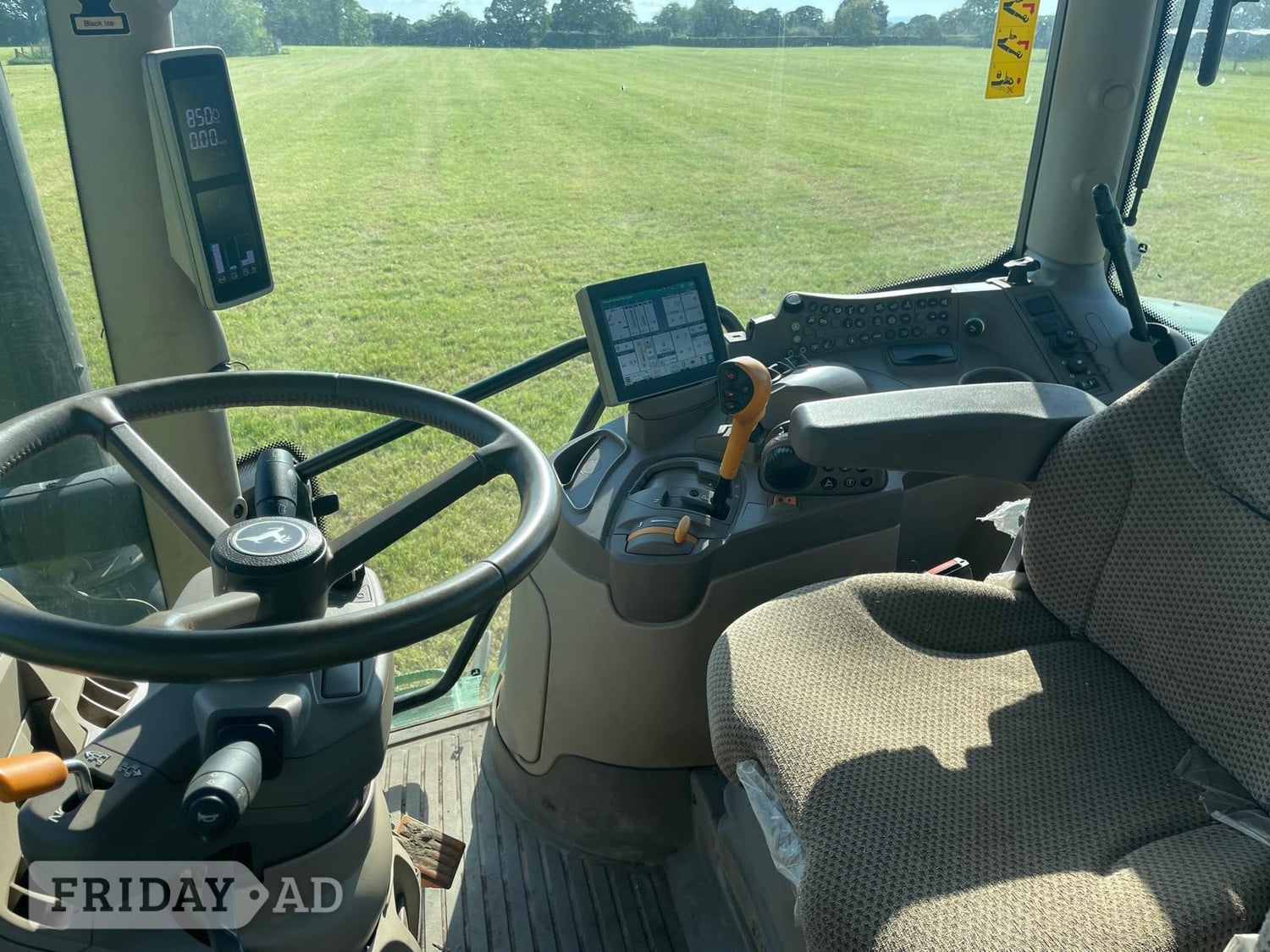 [ berth ]John Deere 6R 145