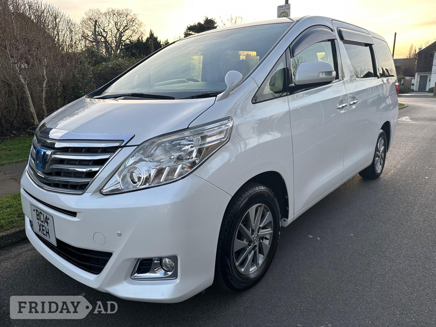 [ berth ]Toyota Alphard