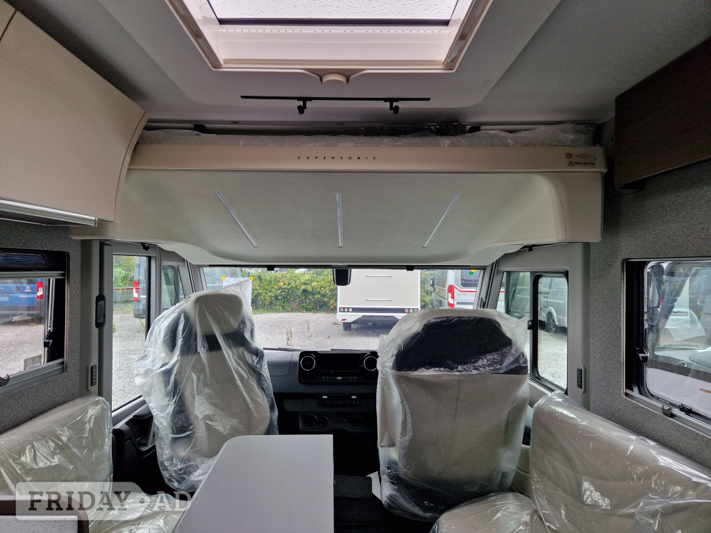 Adria Supersonic 780 DL Highbridge