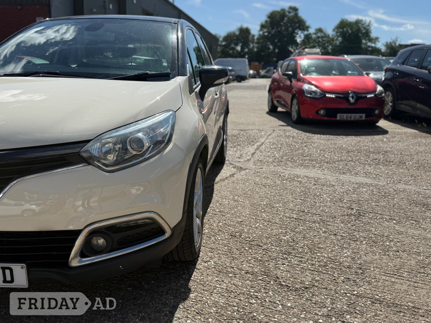 [ berth ]Renault Captur