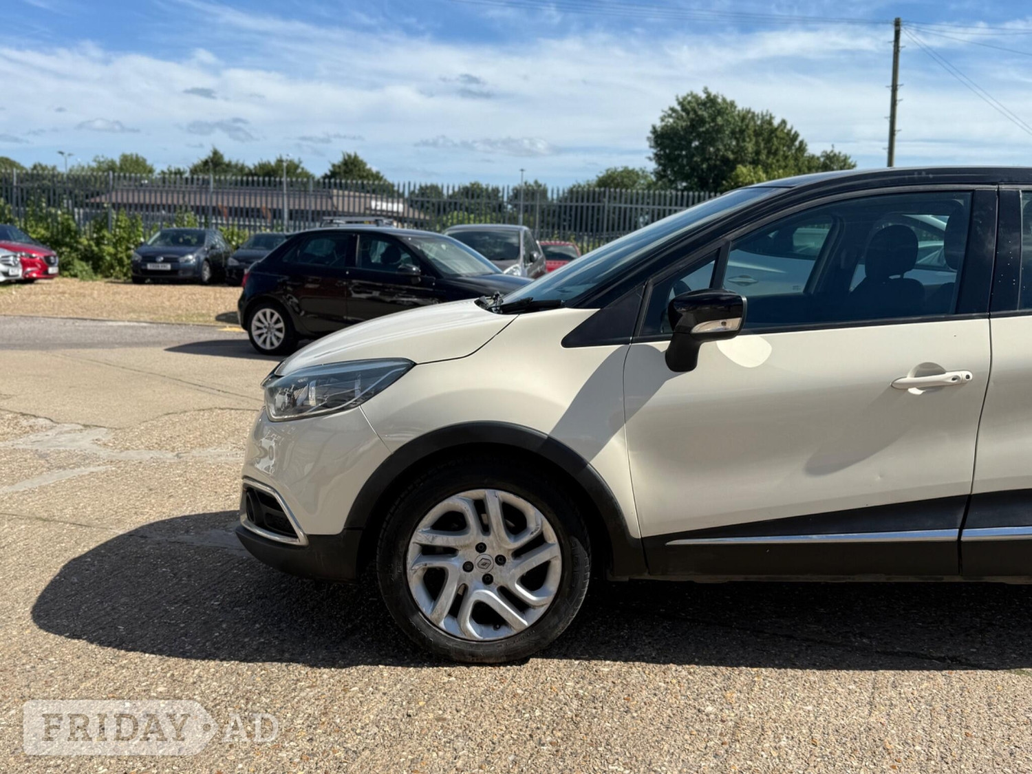 Renault Captur 2015 - Cars