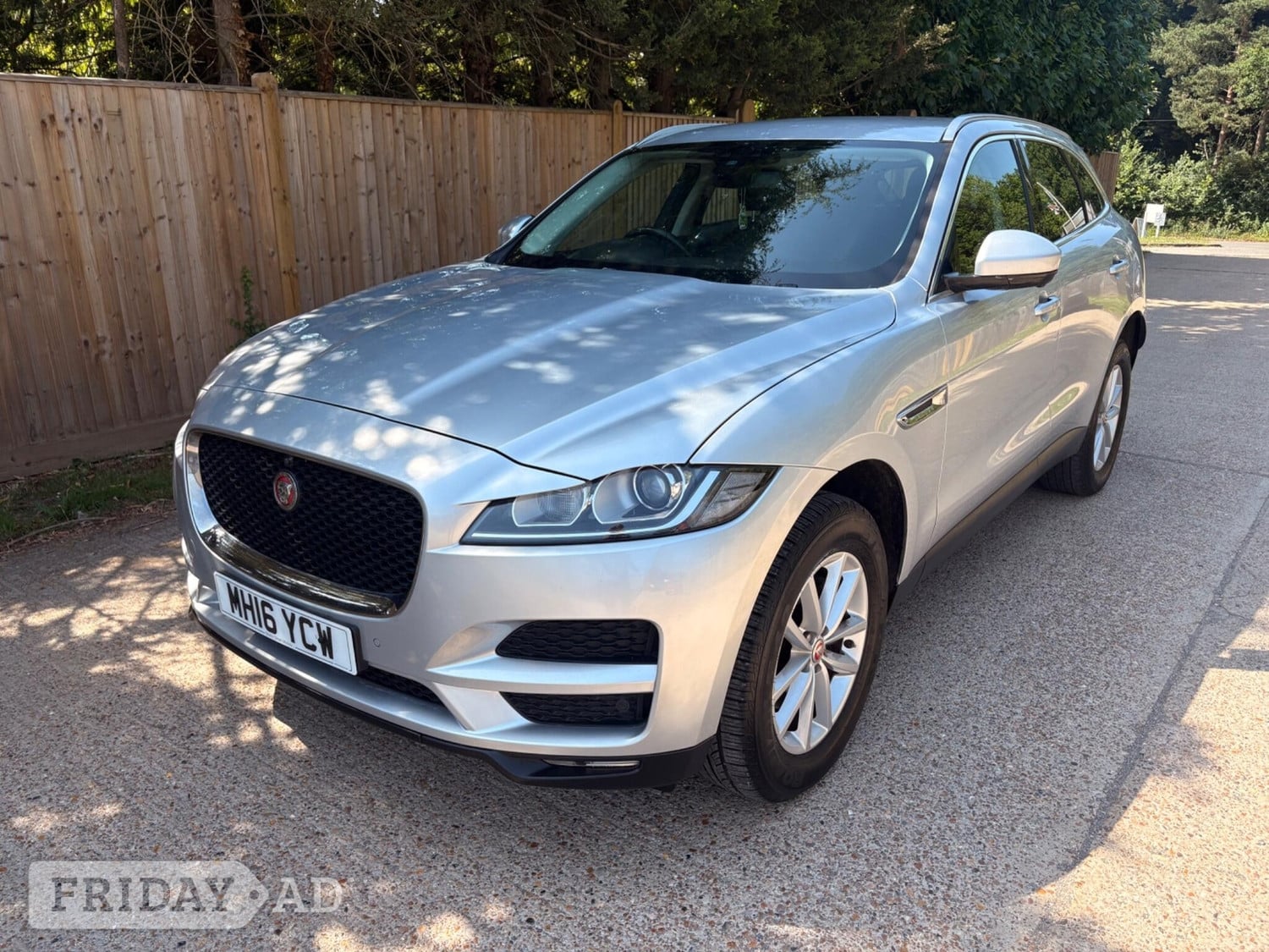 Jaguar F-Pace 2016 - Cars in Tonbridge