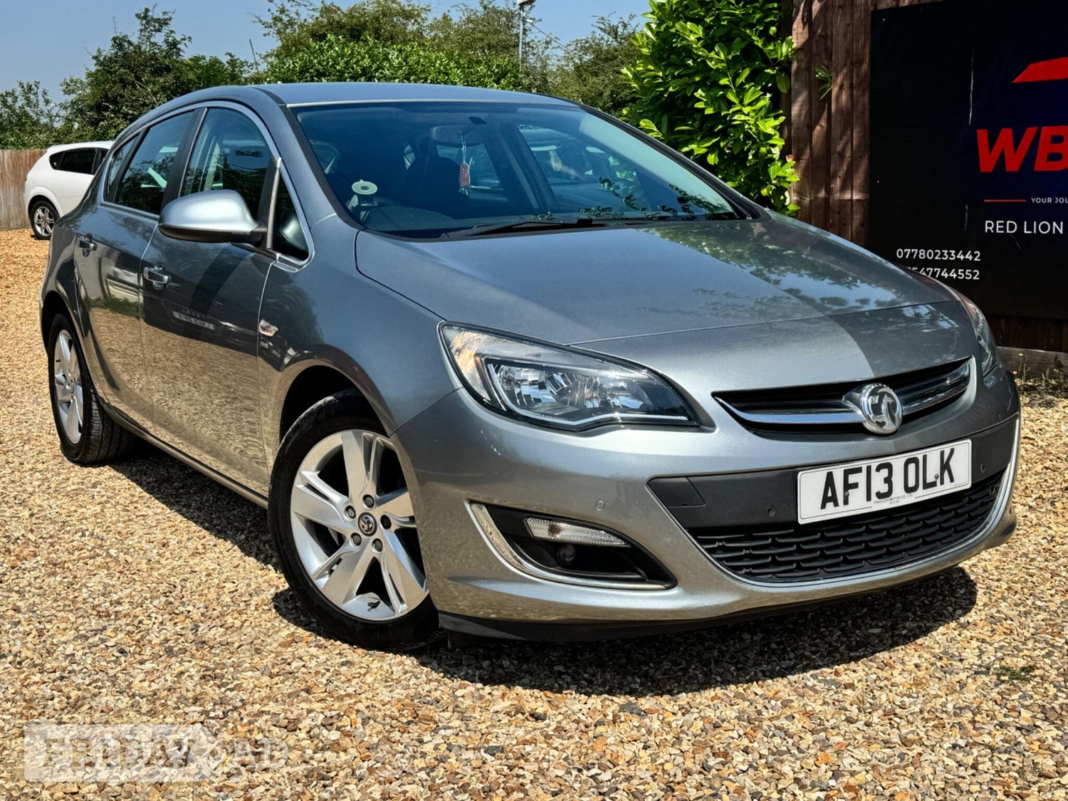 Vauxhall Astra 2013 in Shefford