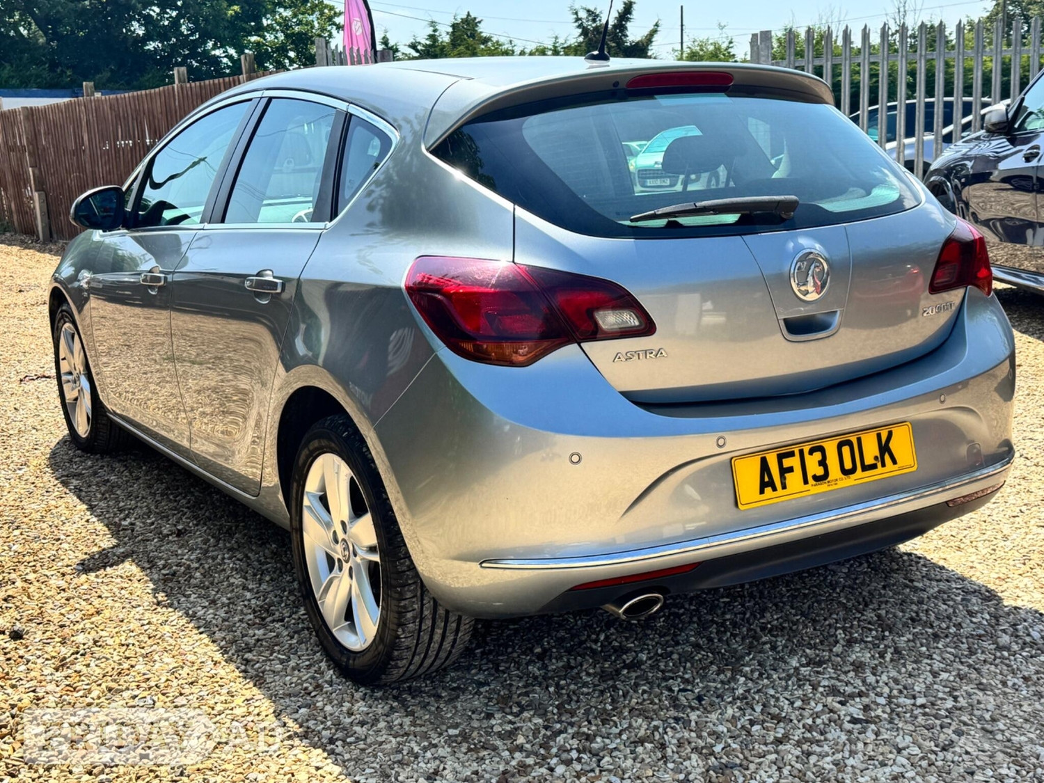 Vauxhall Astra 2013 - Cars in Shefford