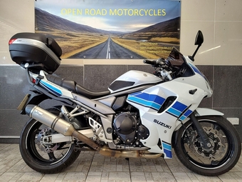 Suzuki GSX 2014