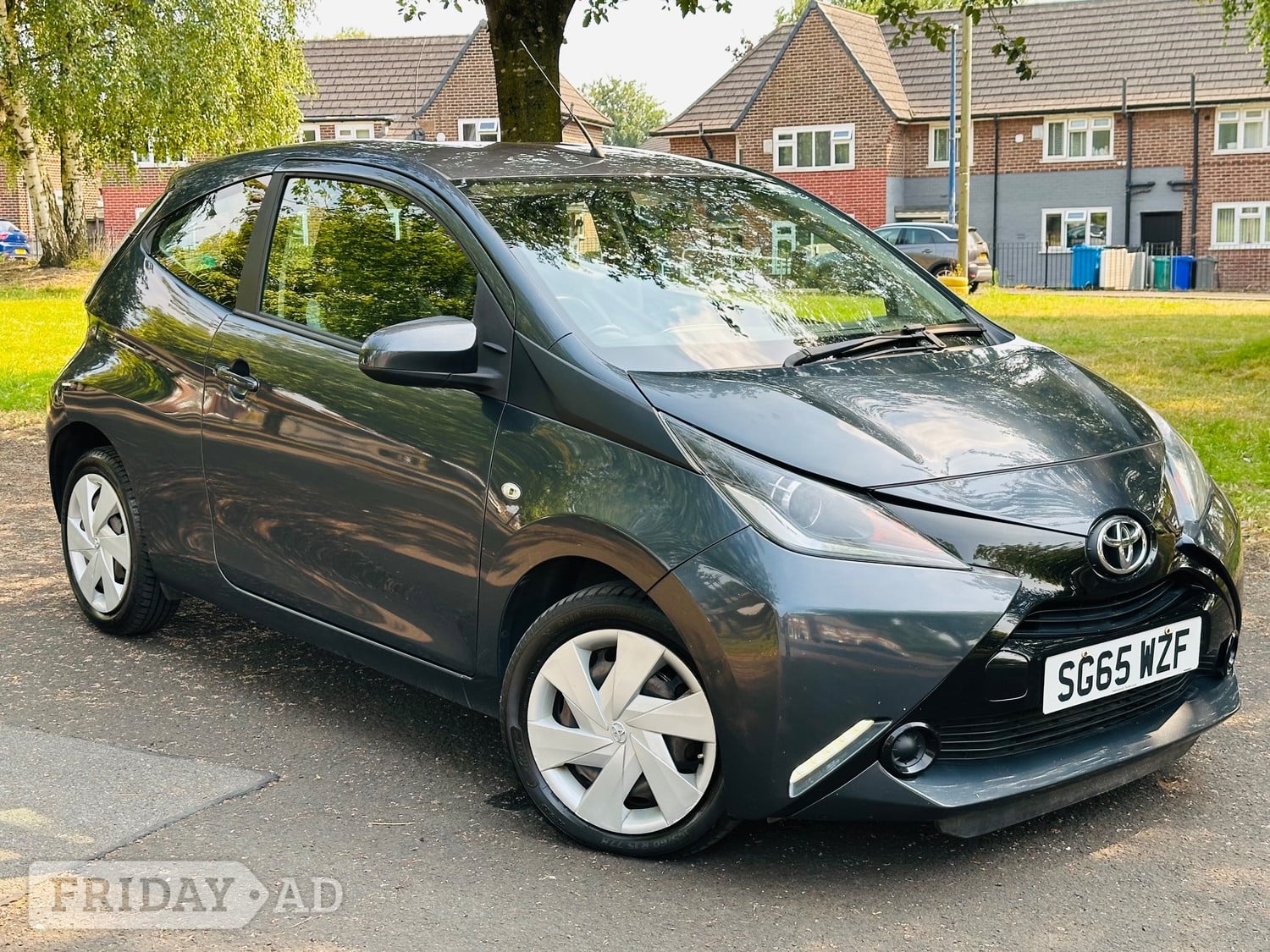 Toyota Aygo 2016 - Cars