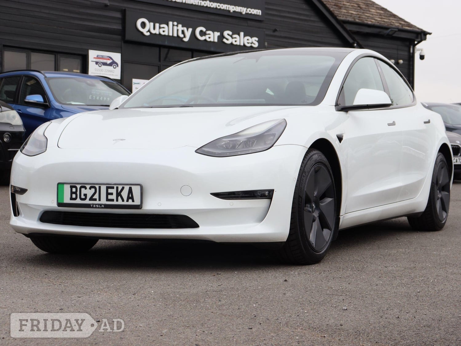 Tesla Model 3 2021 - Cars