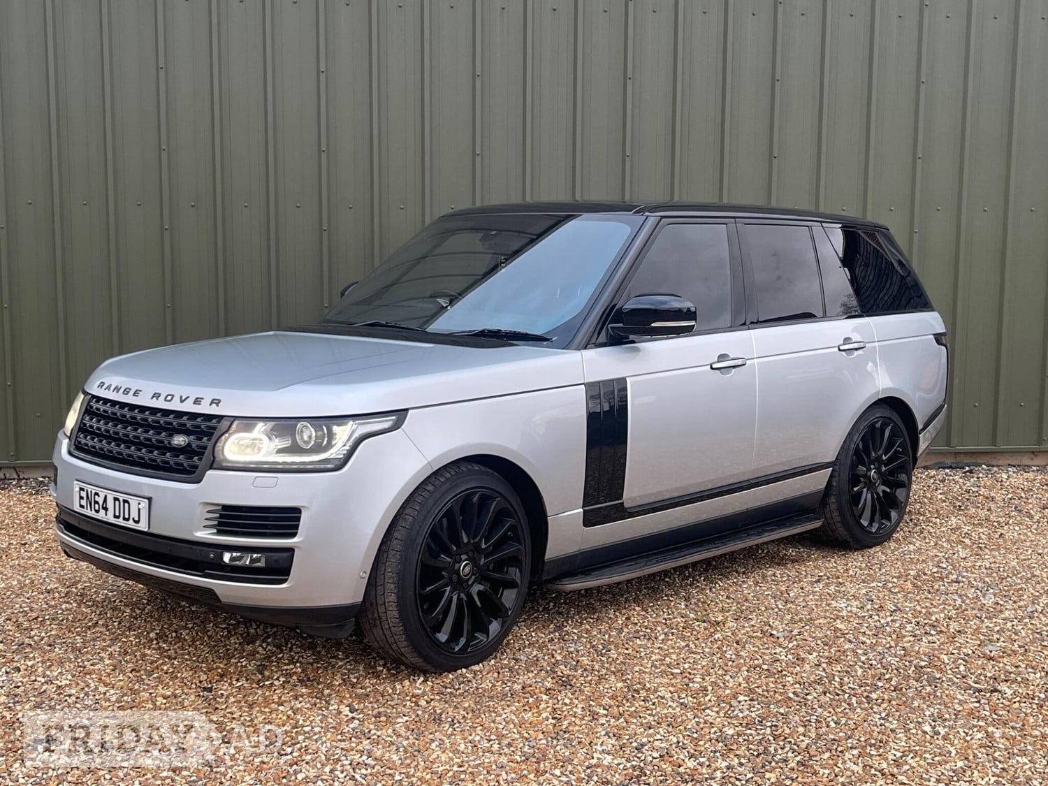 [ berth ]Land Rover Range Rover