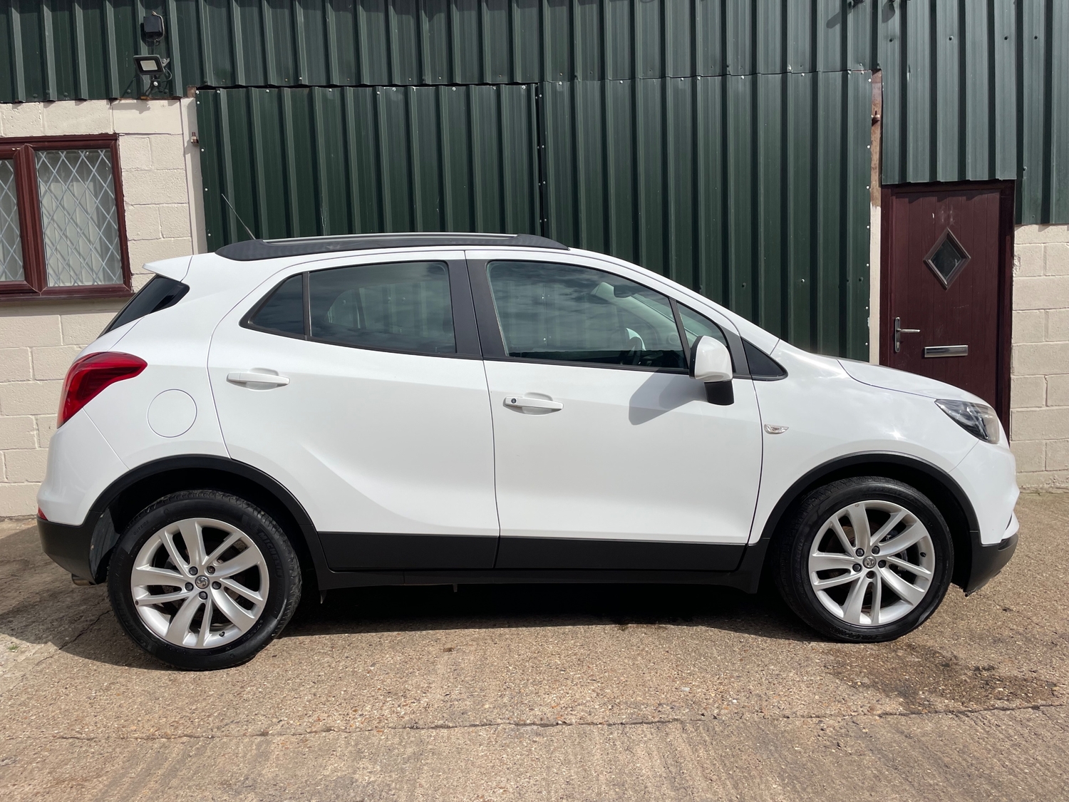 [ berth ]Vauxhall Mokka X