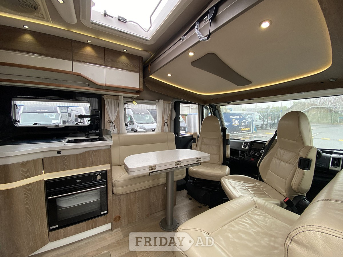 Pilote Premium Class LV22CF 2016 for sale - Motorhomes & Caravans in Newark