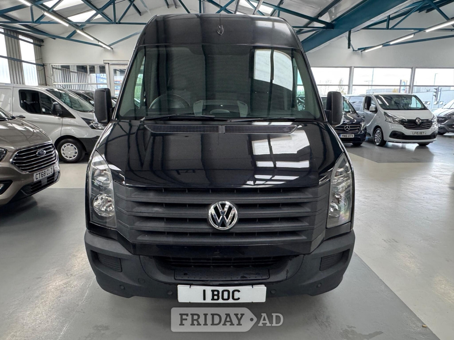 Volkswagen Crafter 2015 - Vans & Commercial Vehicles