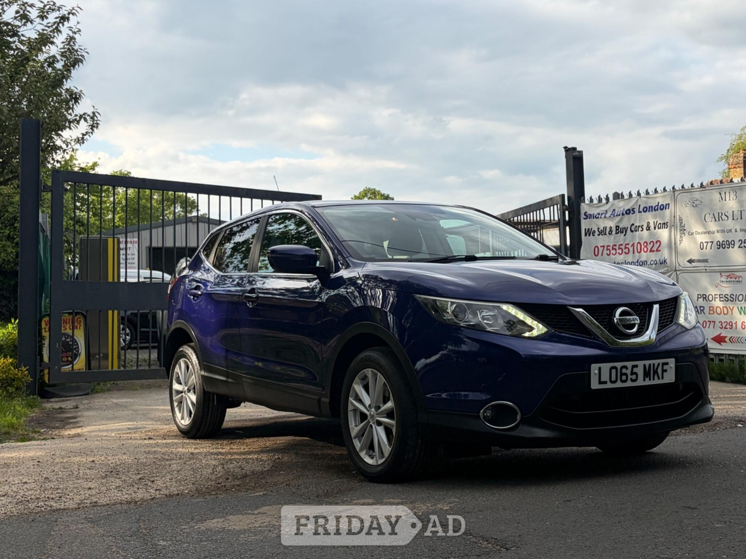 Nissan Qashqai 2015 - Cars