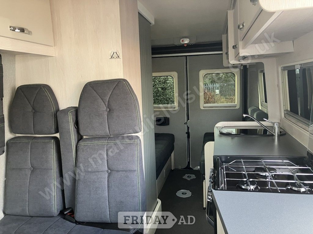 [4 berth ]Auto-Sleepers Active FL 635