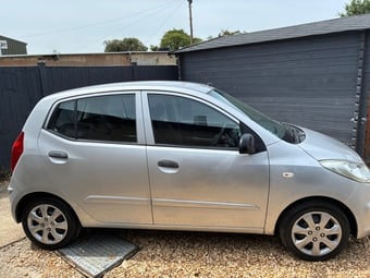 Hyundai i10 2011