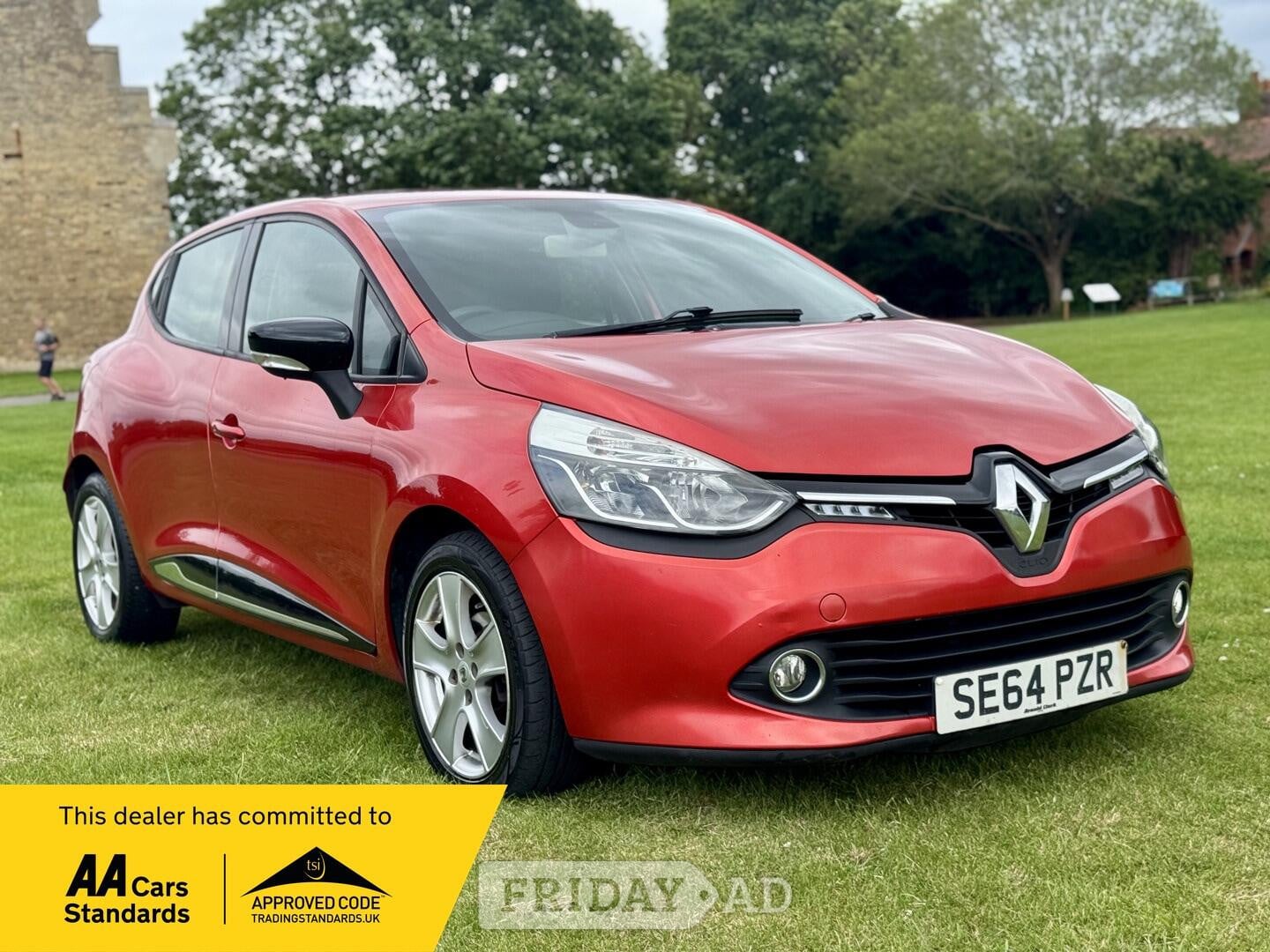 Renault Clio 2015 in Bedford