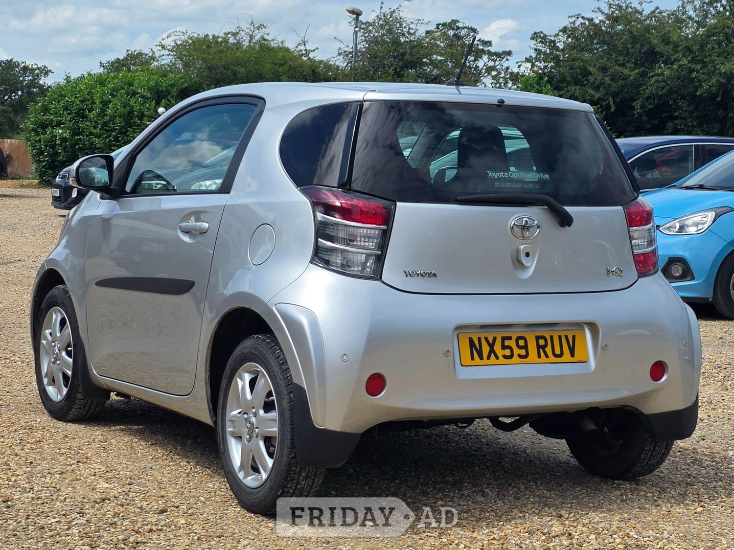 Toyota IQ 2009 - Cars in Shefford