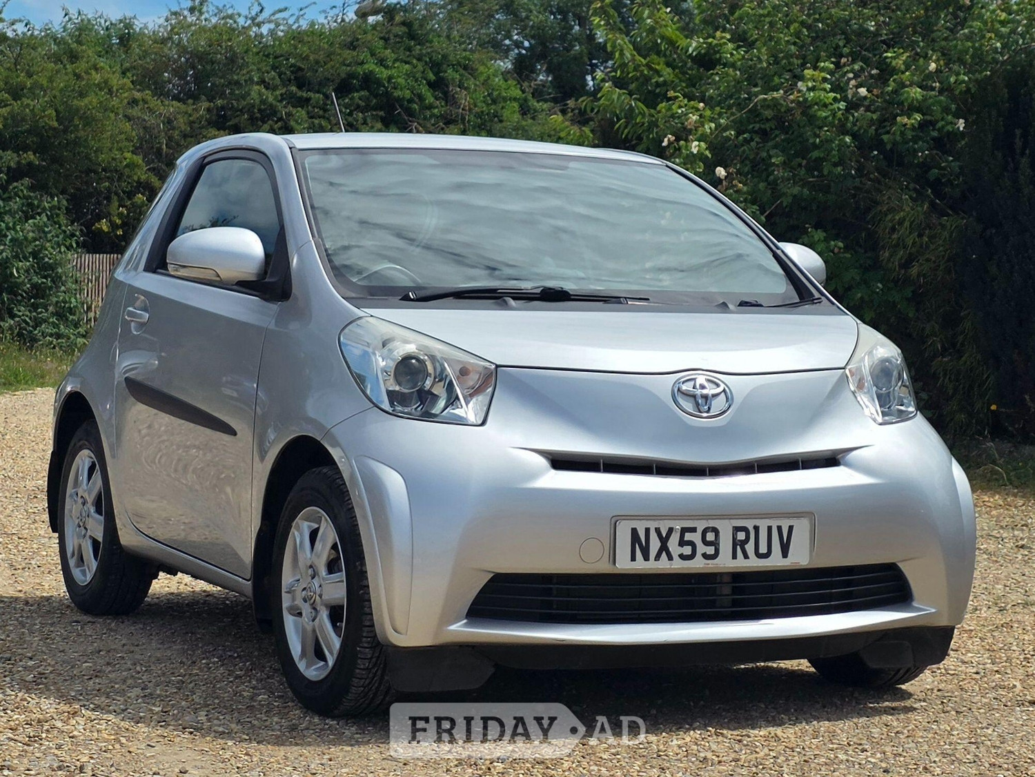 Toyota IQ 2009 - Cars